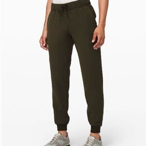Lululemon Athletica Dark Green Ankle Joggers